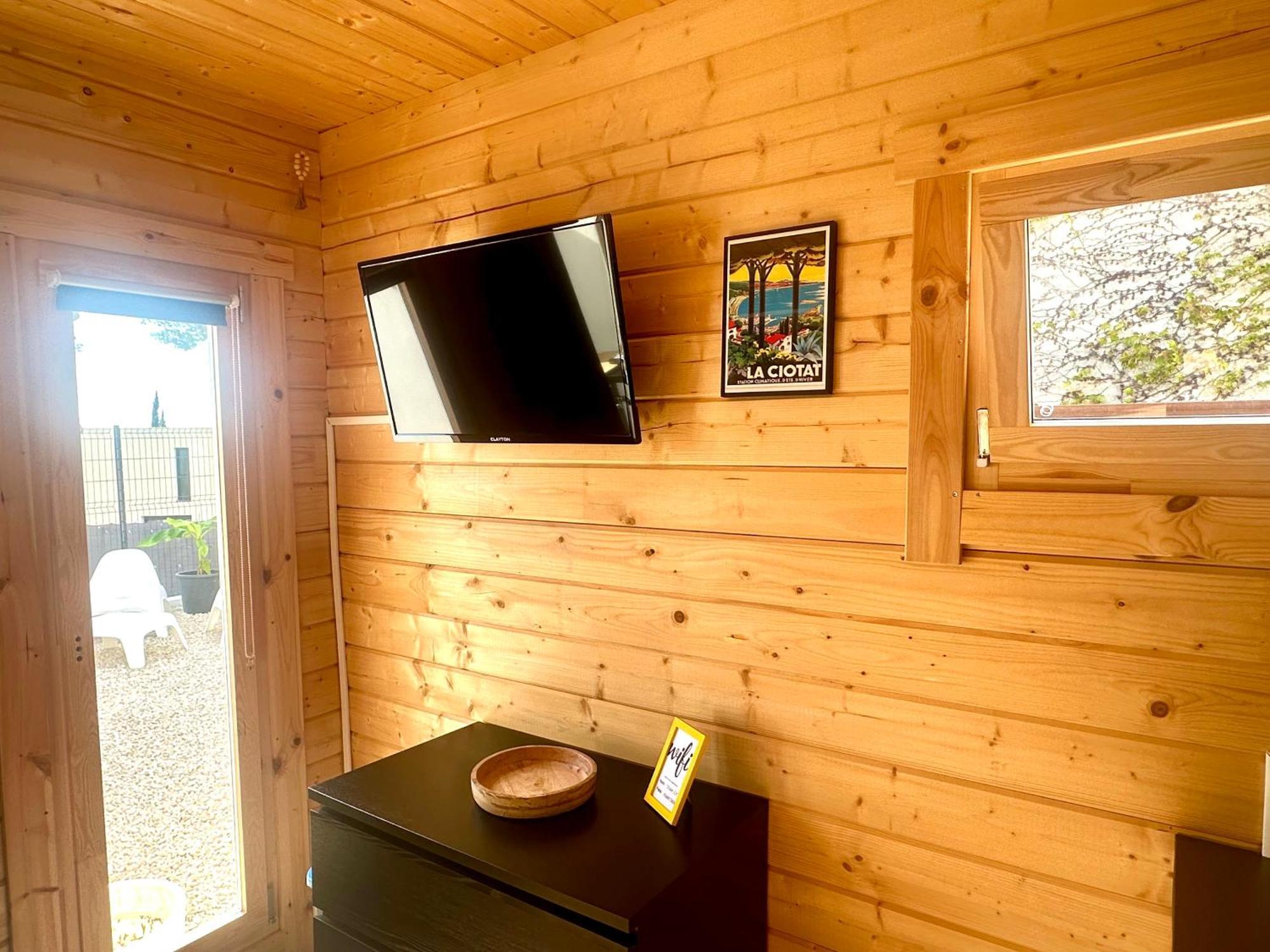 Chalet Ceyrenite Ceyreste 外观 照片